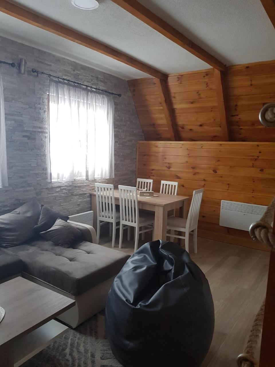 Family Home Mikovic Žabljak Eksteriør bilde